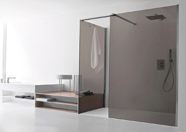 Na wymiar wykonana kabina prysznicowa ze szkła hartowanego, ułatwiająca czyszczenie - Gdańsk